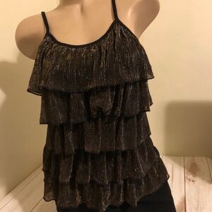 Ruffle top no boundaries